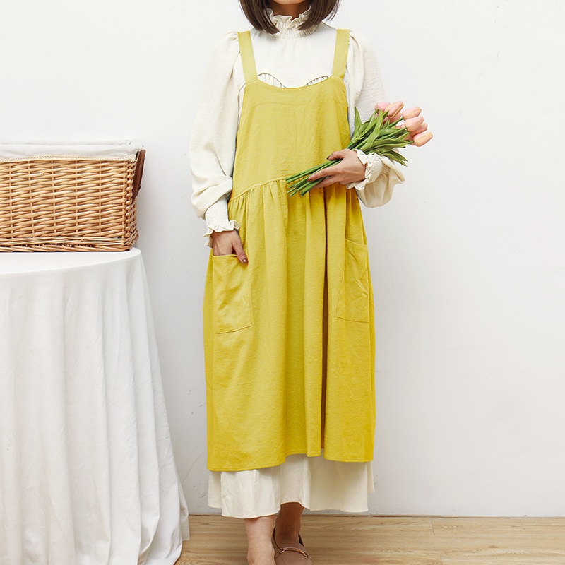 Robe Tablier en Matière Naturelle