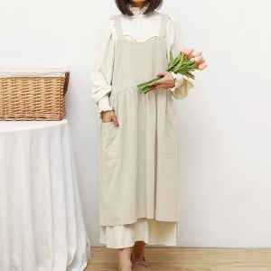 Robe Tablier en Matière Naturelle