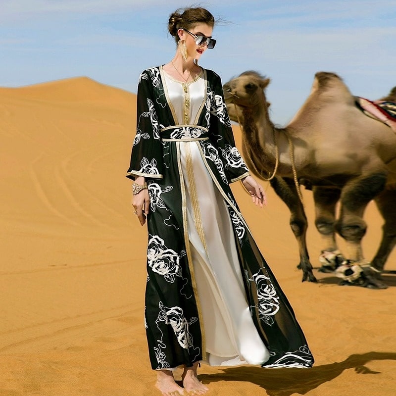 Robe Marocaine, Ensemble avec Manteau