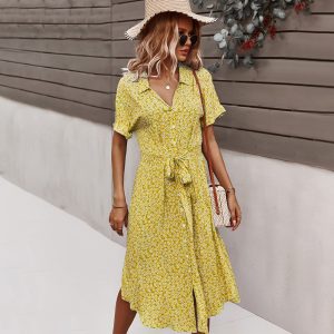 Robe Fluide Mi-longue Jaune Boutonnée à Motif Fleuri