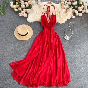 Robe Fluide Longue Fendue Rouge à Épaules Dénudées