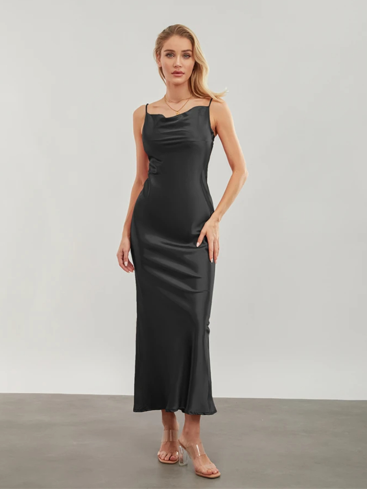 Robe en Soie Noire – Image 5