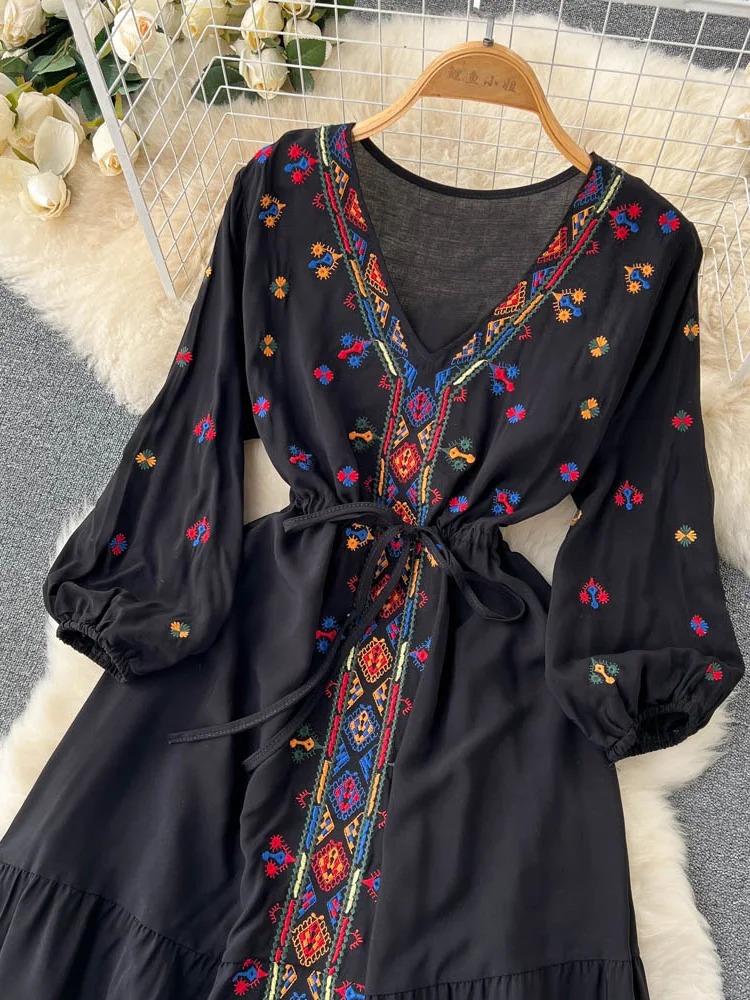 Robe Kabyle Noire Moderne