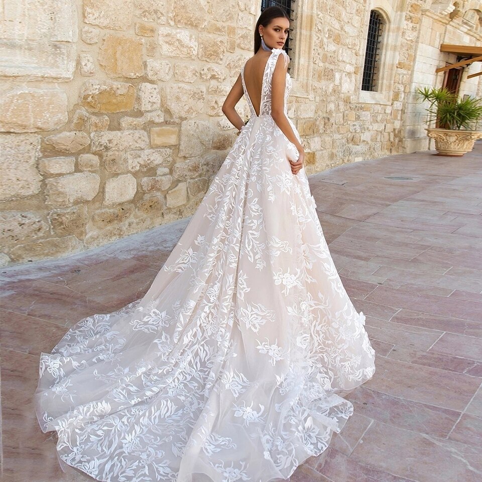 Robe de mariée en dentelle simple