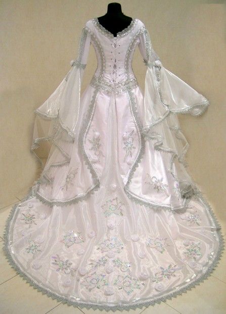 Robe de Mariée Médiévale – Image 3