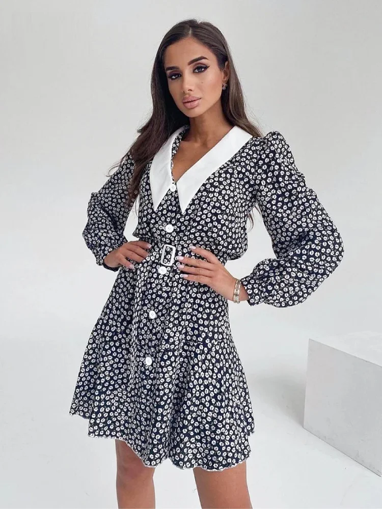 Robe Chemise à Col Claudine