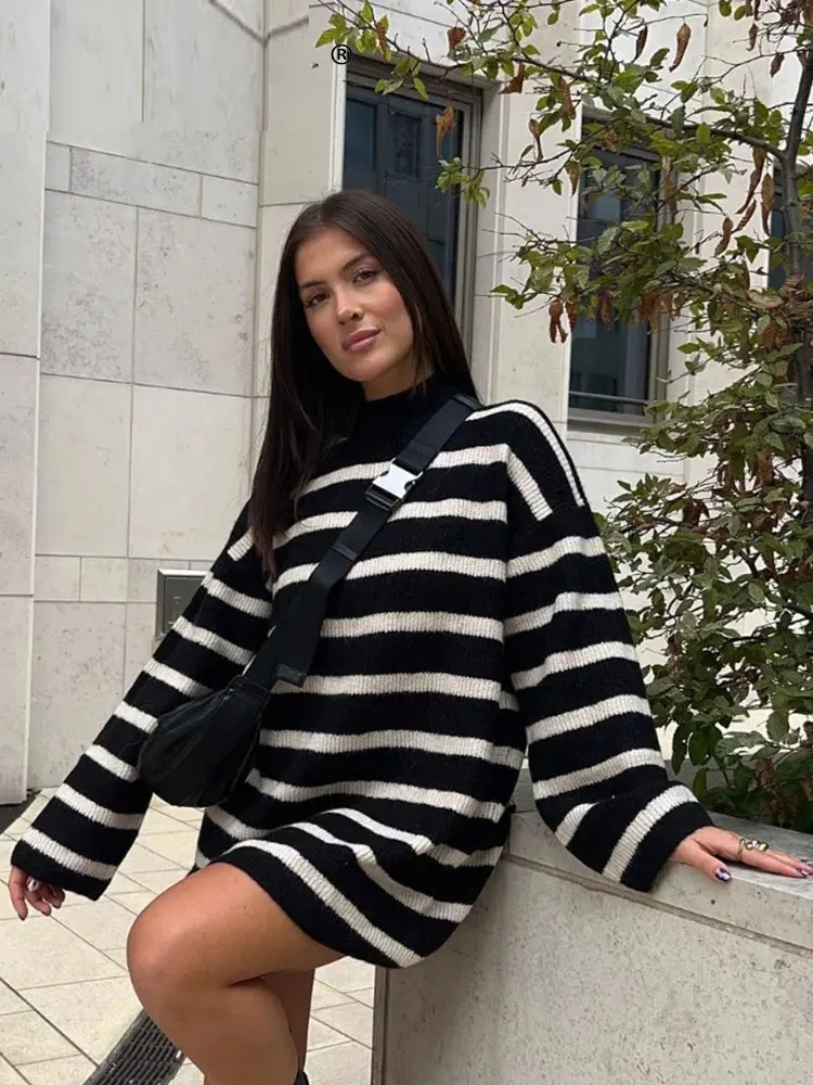 Robe Pull en Laine à Rayures