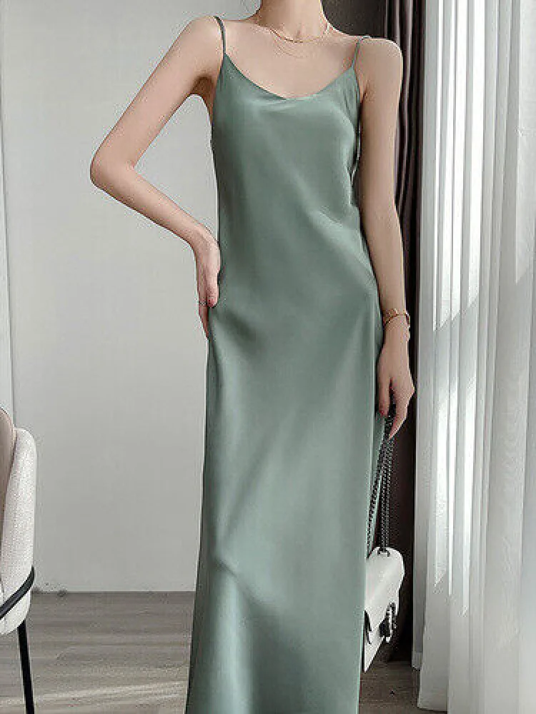 Robe Vert Sauge Longue Sans Manches