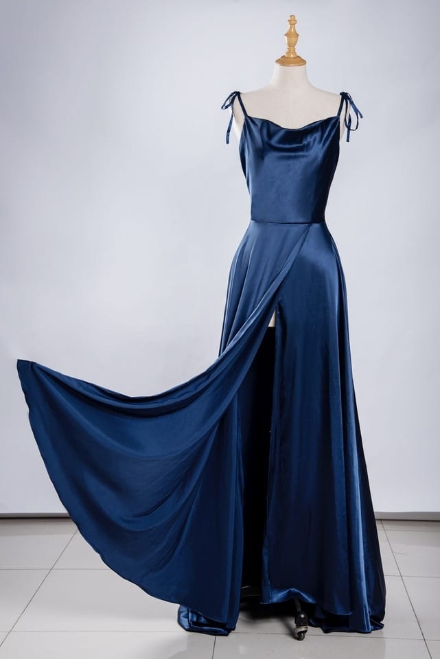 Robe Bleu Marine Chic – Image 4