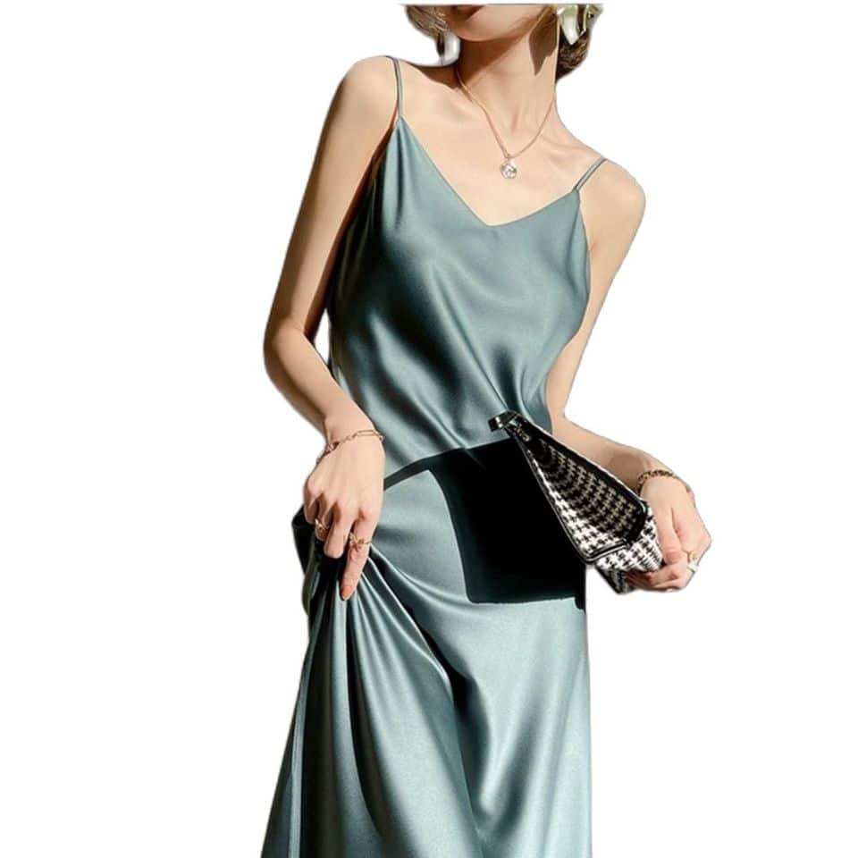 Robe en Soie Chic – Image 3