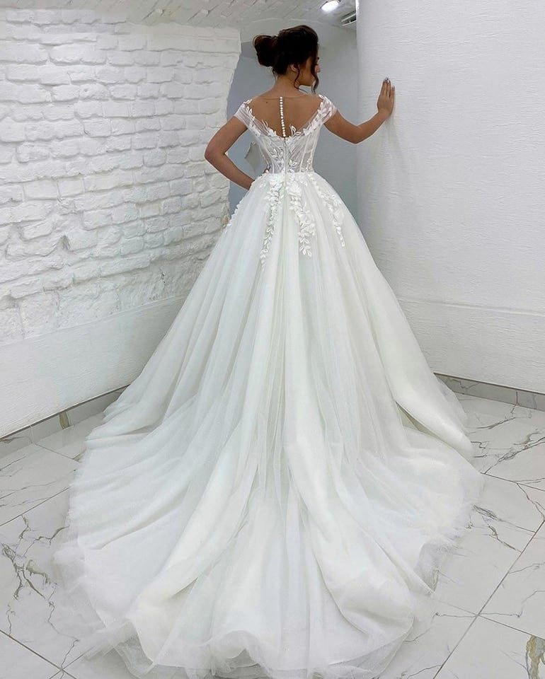 élégante robe de mariée simple
