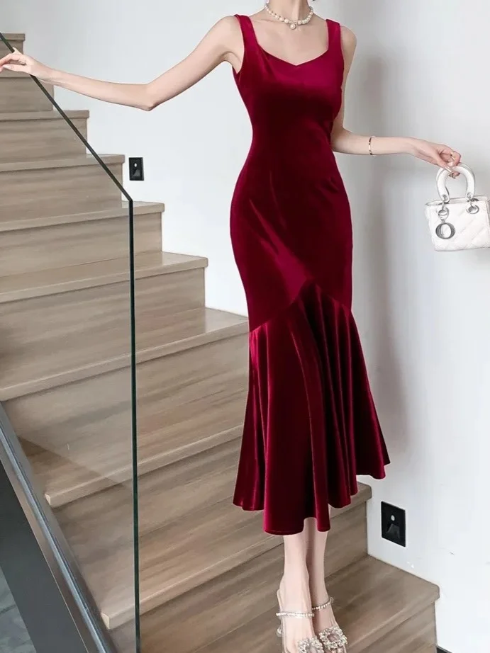 Robe Bordeaux Longue en Velours Sans Manches