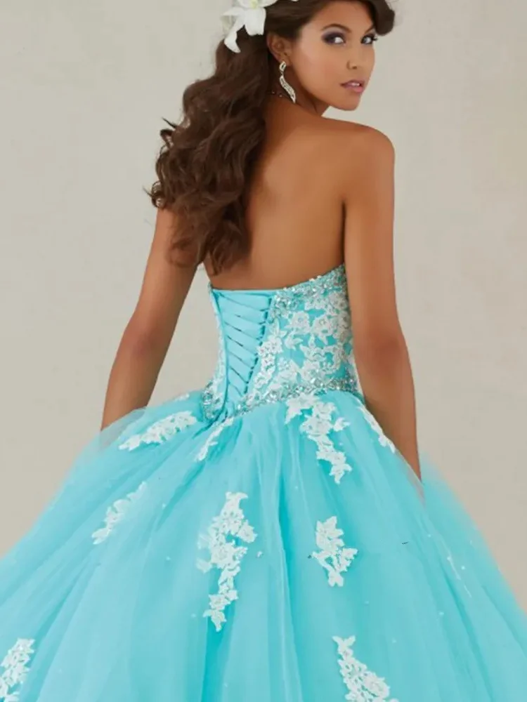 Robe de Mariée Bleu Turquoise et Blanche – Image 3