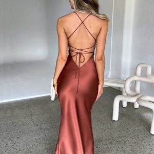 Robe Sirène Dos Nu Satinée