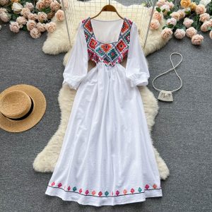 Robe Berbère à Motif Kabyle