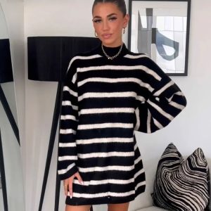 Robe Pull en Laine à Rayures