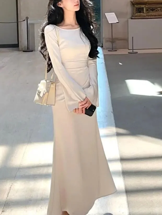 Robe Champagne Longue à Manches Évasées