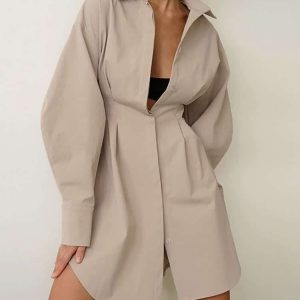 Robe Chemise Cintrée et Plissée