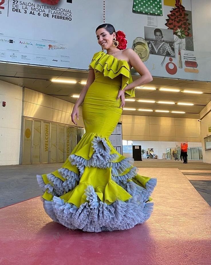 Robe de Flamenco Satinée Jaune