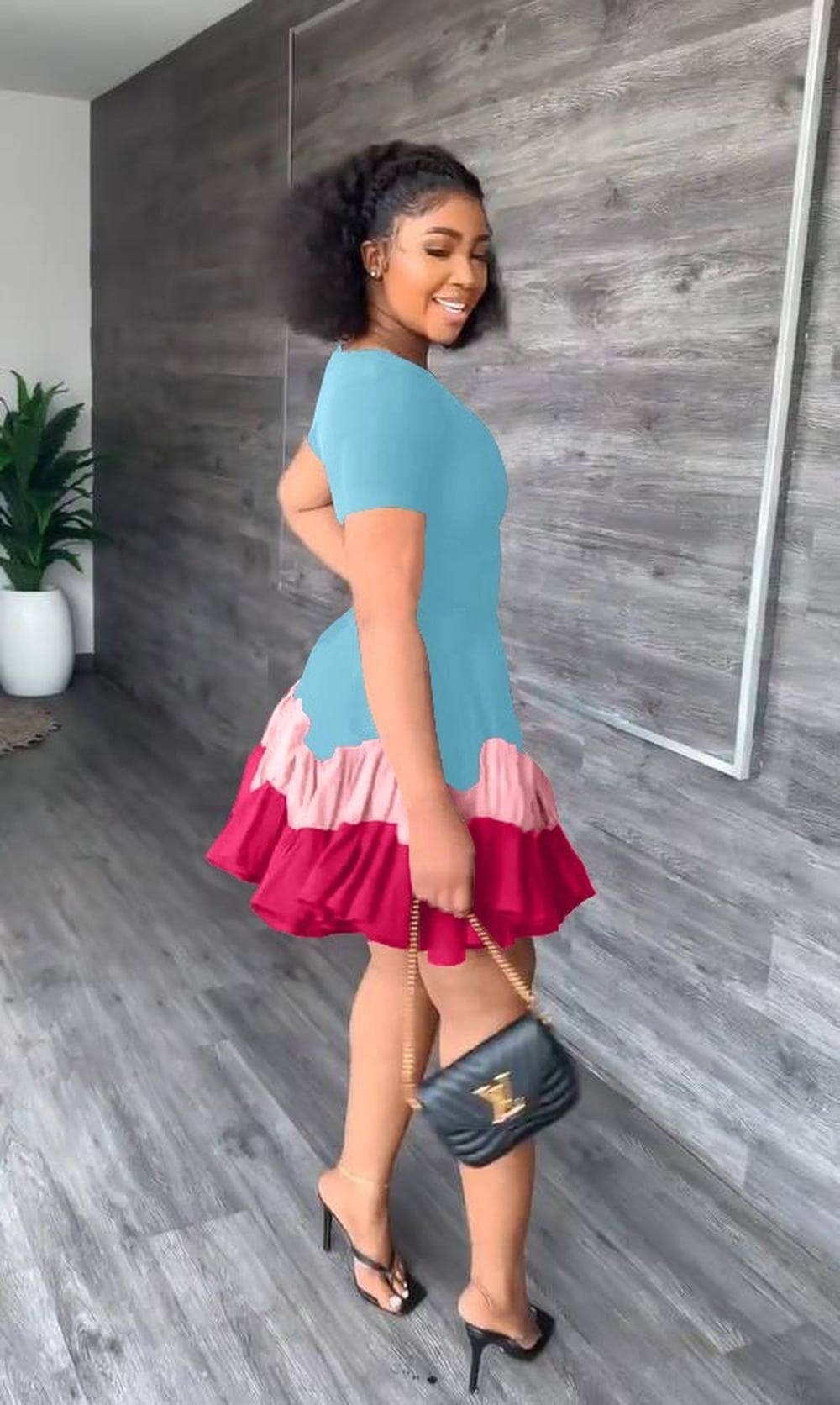 Robe Patineuse Bleue à Volants Bicolores – Image 3