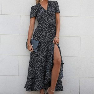 Robe Vintage Noire à Imprimé Floral